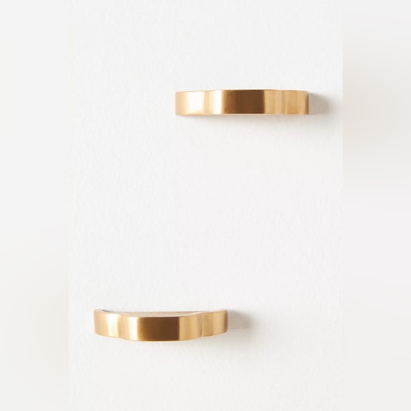 Inga Knobs - Picture 2 of 3